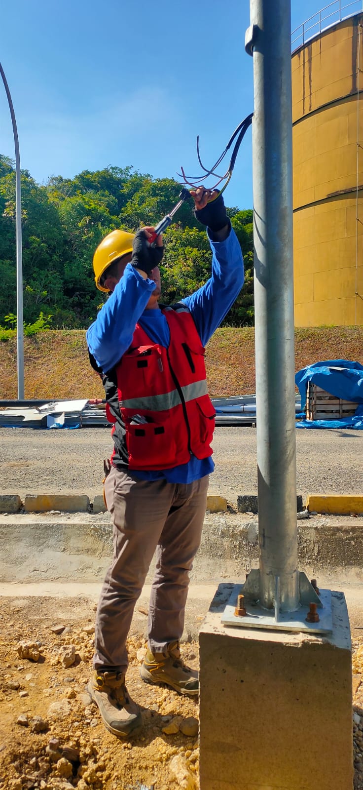 a2713d9d-800f-457d-a480-ff157a6ab411